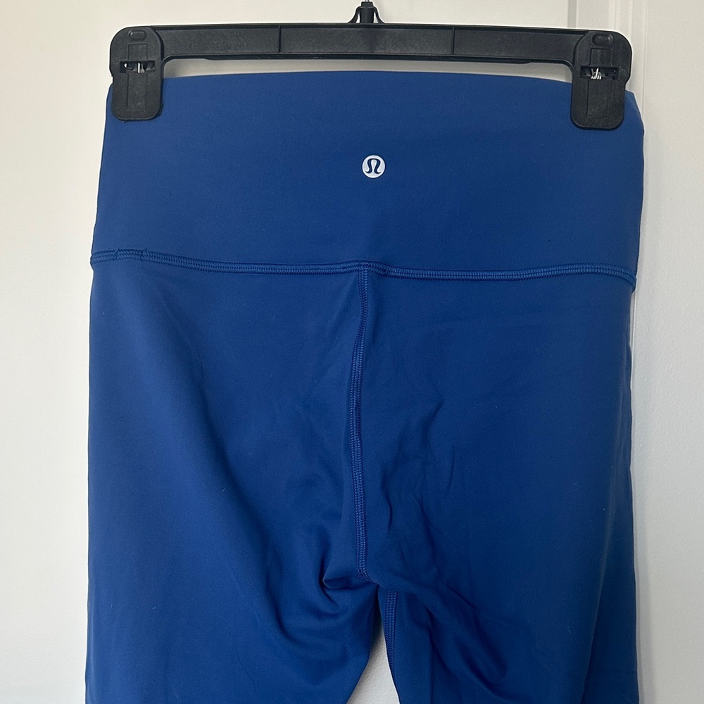 Lululemon Wunder TrainHigh Rise Blue Leggings size 6 and 21 length